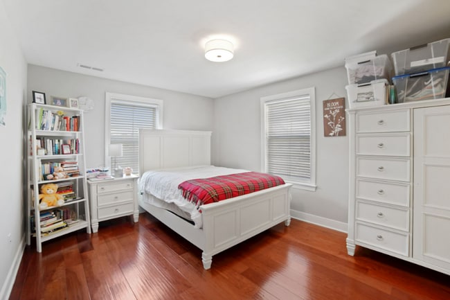 Building Photo - 503 Crown Park Ave