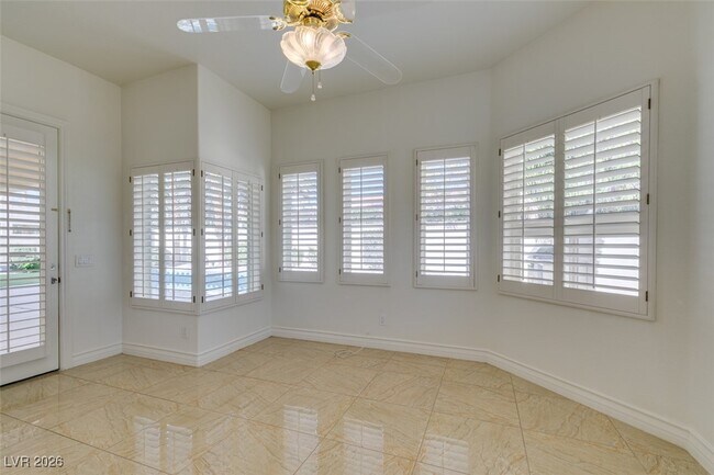 Building Photo - 8706 Mesa Madera Dr