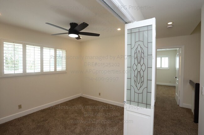 Building Photo - 25502 McIntyre St