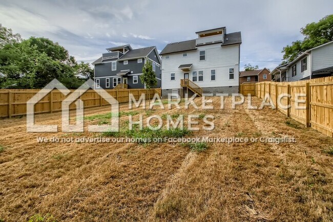 Building Photo - 518 Yokley Rd