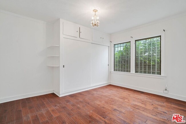 Building Photo - 458 S Citrus Ave