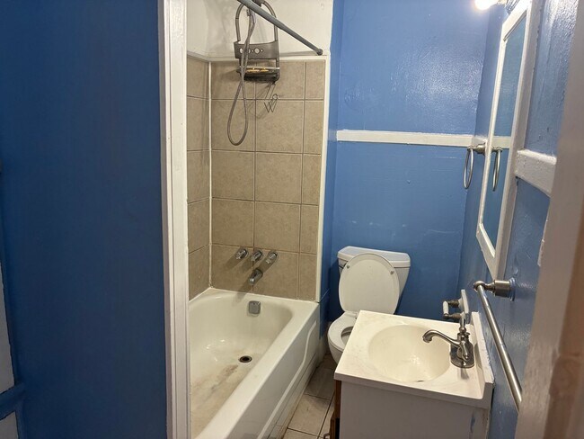 Building Photo - 3019 Ashlyn St