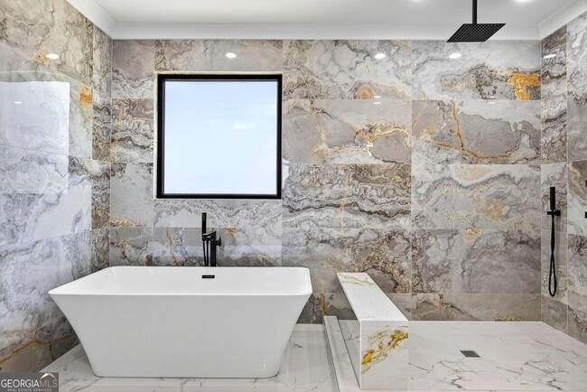 Building Photo - 83 Deer Cyn Dr