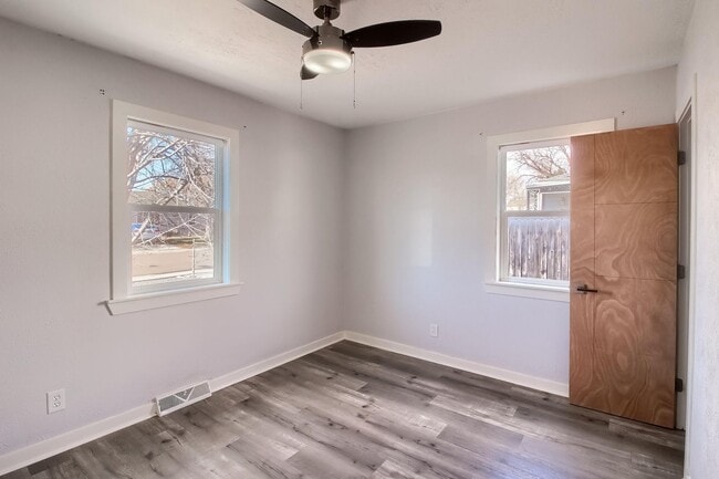 Building Photo - Modern Elegance in Denver: Recently Renovated 2BR/1BA Gem with Detached Garage and Fenced Yard!