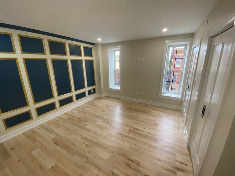 2nd floor bedrrom - 1649 S 17th St