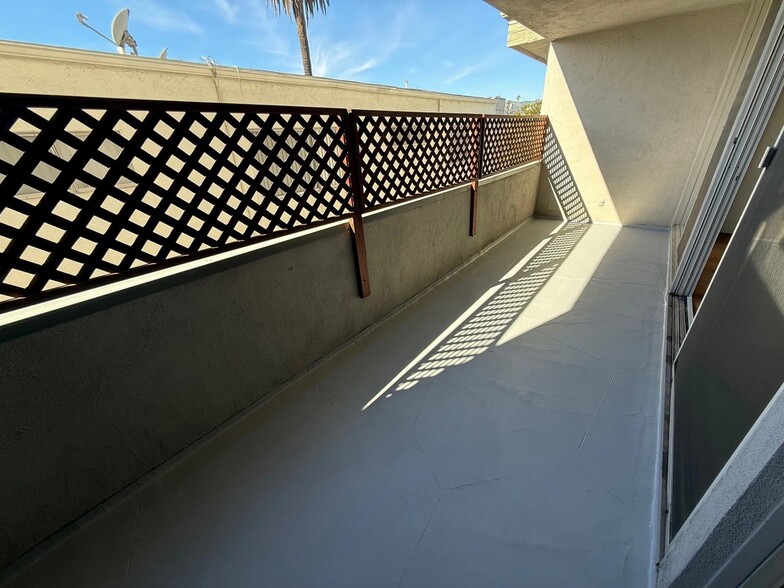 Building Photo - 11936 Darlington Ave