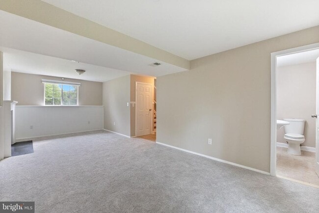 Building Photo - 8454 Rippled Creek Ct