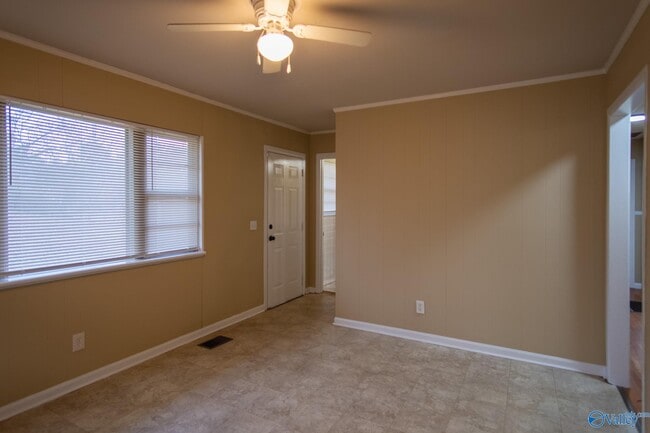 Building Photo - 3104 Cumbres Cir NW