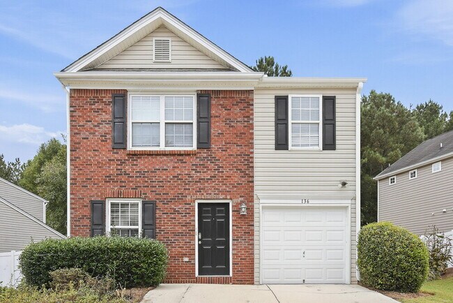 Building Photo - 136 Oak Grove Pl