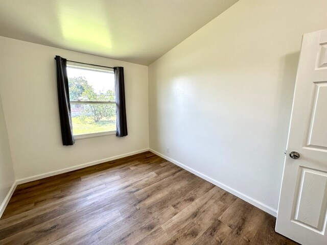 bed 4 - 620 Van Wig Ave