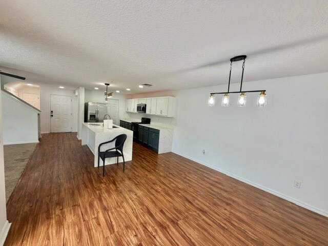 Building Photo - 12621 Tanja King Blvd