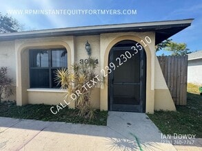 Building Photo - 3024 Santa Barbara Blvd