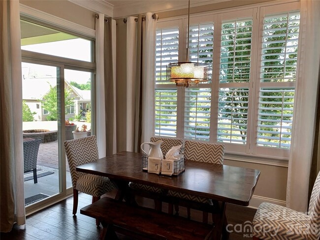 Building Photo - 15109 High Bluff Ct
