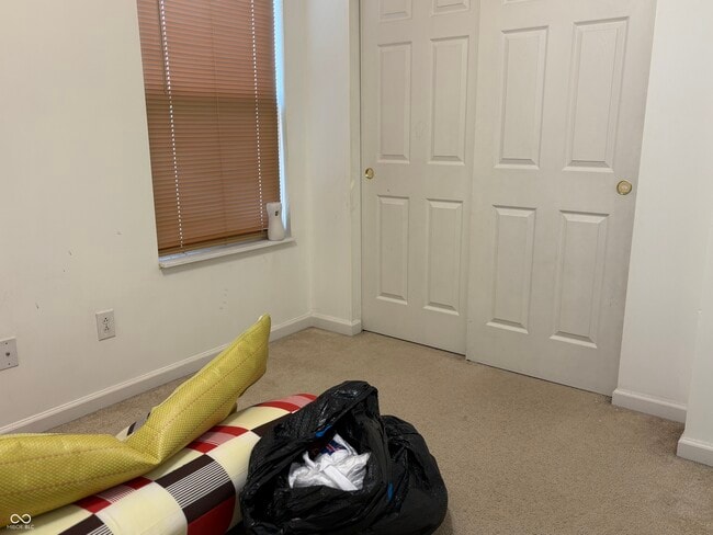 Building Photo - 113 Gazebo Dr