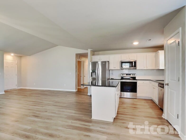 Building Photo - 173 Beaver Tavern Dr