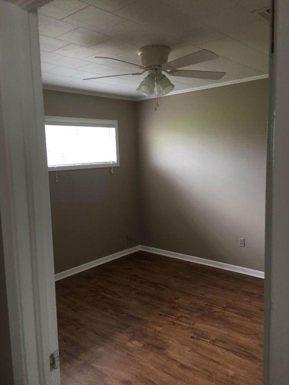 Building Photo - 1128 Grand Caillou Rd