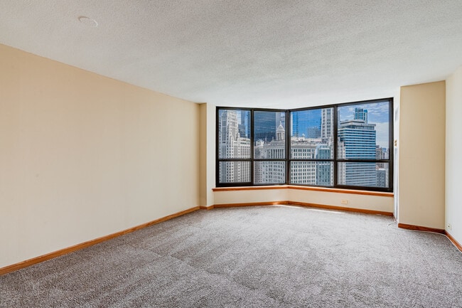 Building Photo - 405 N Wabash Ave