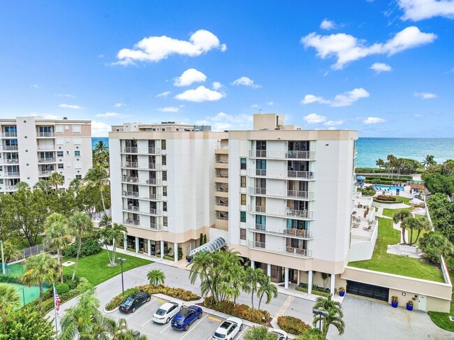 Building Photo - 176 Helios Dr