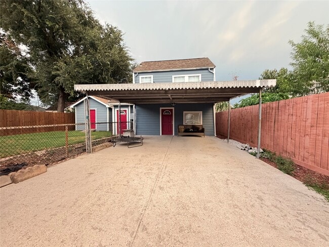 Building Photo - 5231 Leeland St