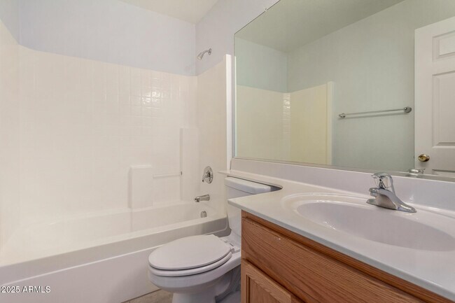 Building Photo - 12712 S 175th Dr