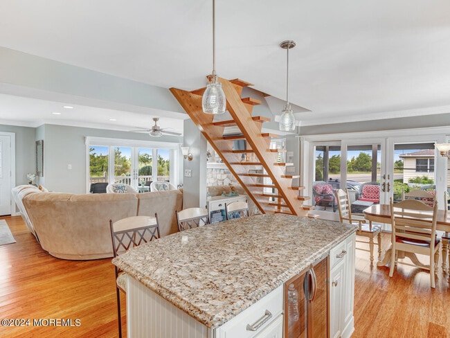 Building Photo - 200 S Bayview Ave