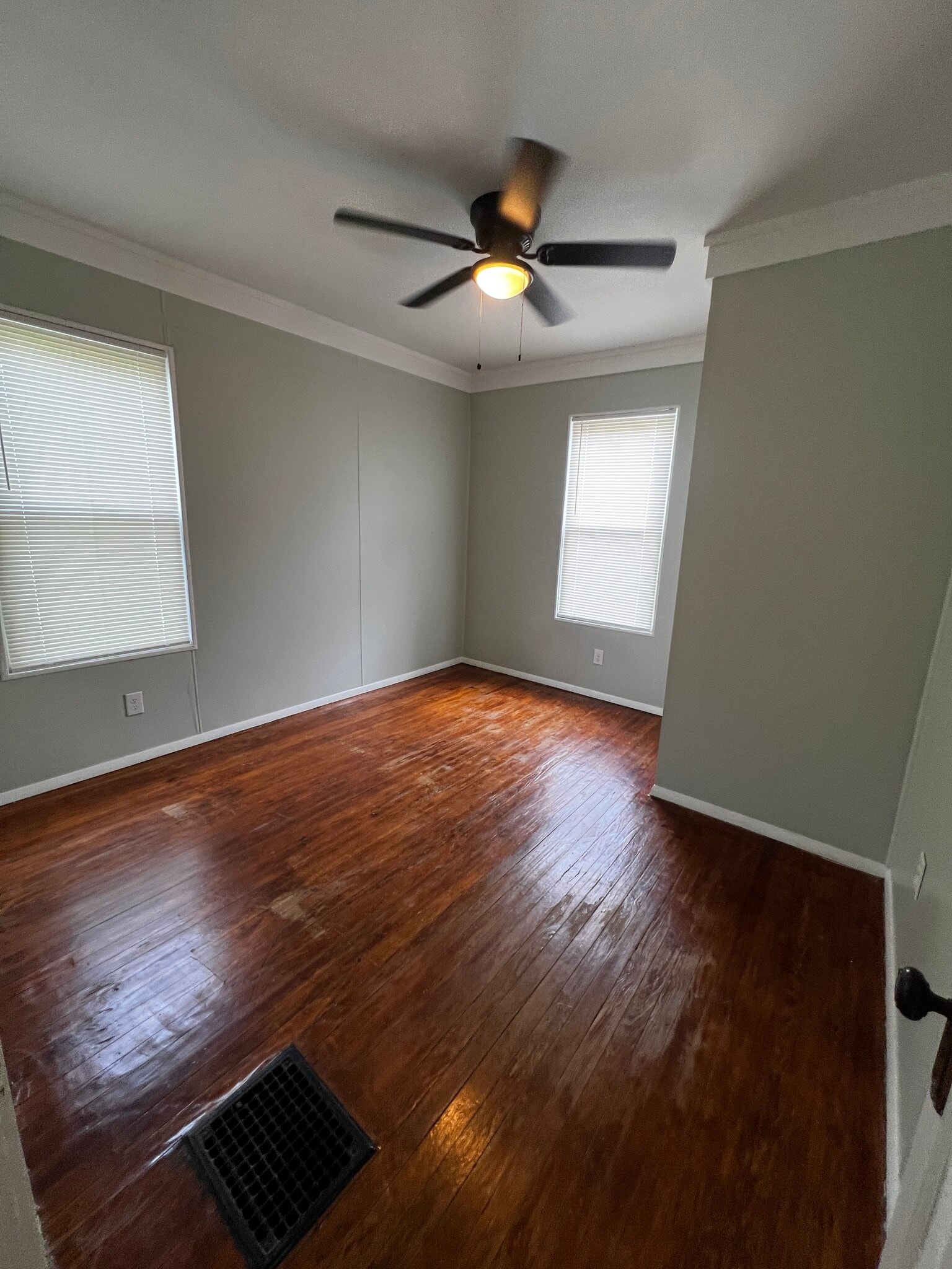 Bedroom - 4414 Ivanhoe Ave