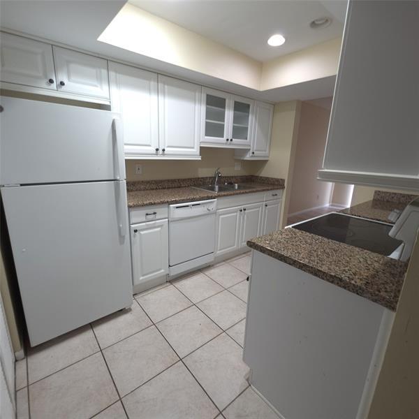 Building Photo - 9959 W Atlantic Blvd