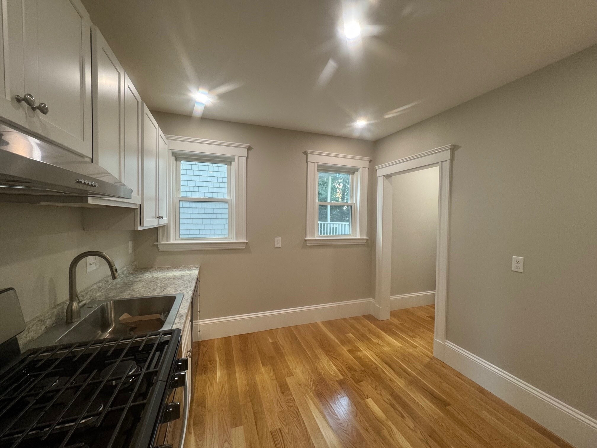 Building Photo - 11 Belmont Sq