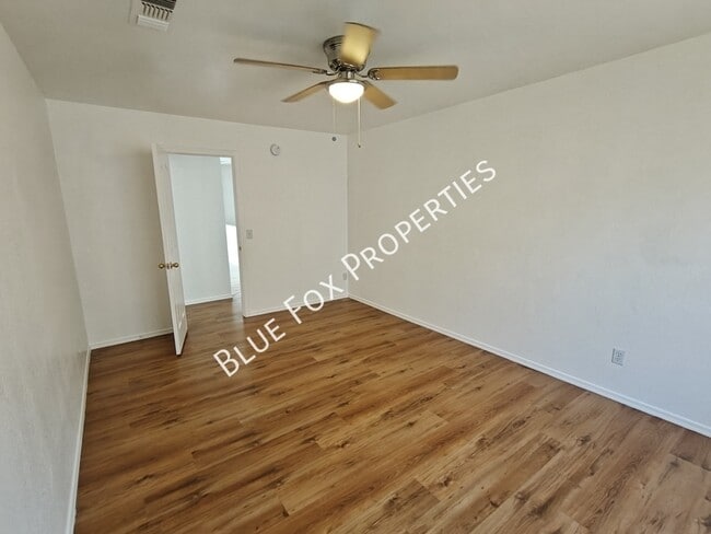 Building Photo - 3421 N Green Gulch Ct