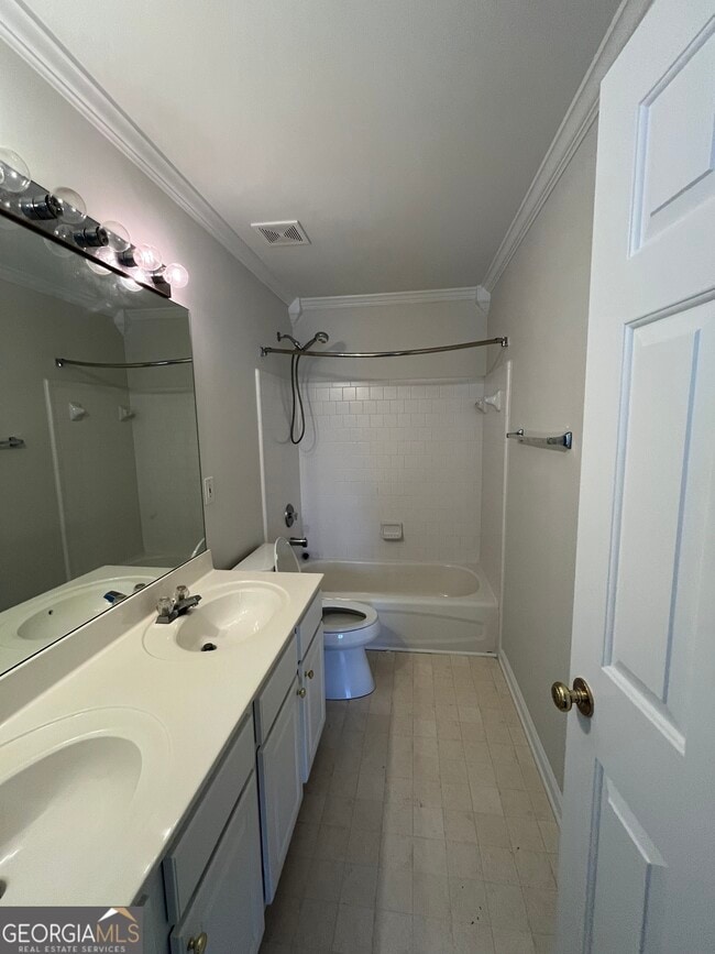 Building Photo - 15 Suwanee Pass Ln