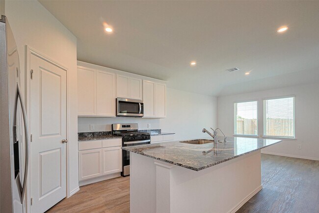 Building Photo - 5604 Poplar Rdg Ct