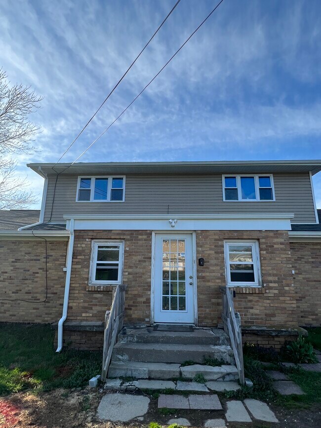 5208 W Ridge Rd 5208 W Ridge Rd Erie PA 16506 Apartment Finder