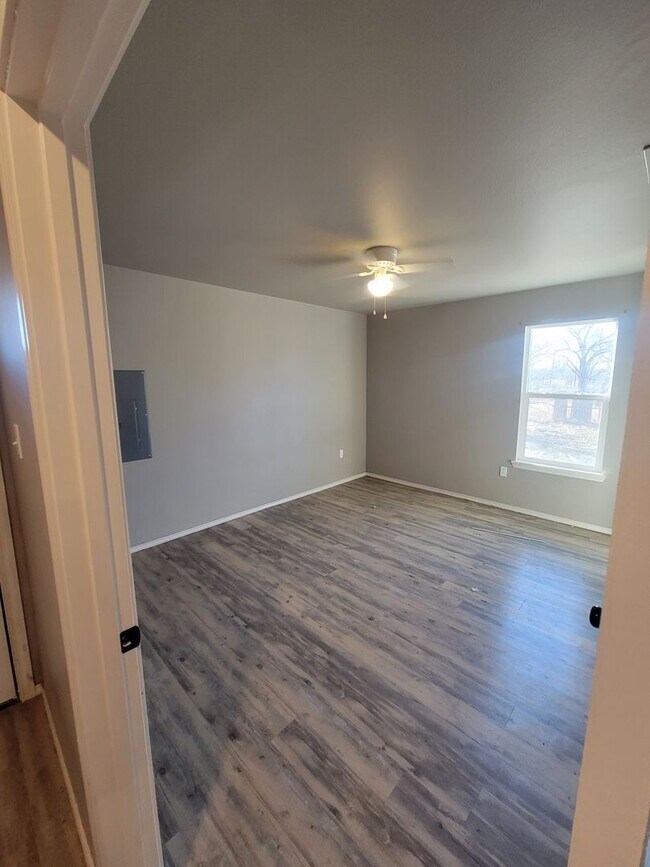 Building Photo - Section 8 approved