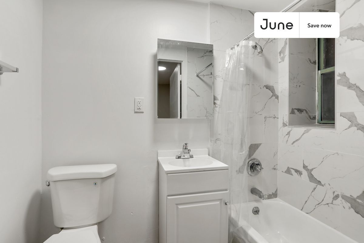 Building Photo - 248 W 64th St