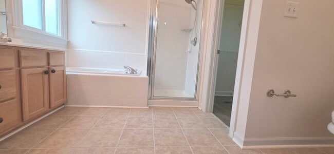 Building Photo - 1720 Ashley Downs Dr