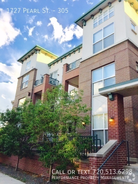 Building Photo - 2-Bedroom, 2-Bath Condo in Uptown with Dow...