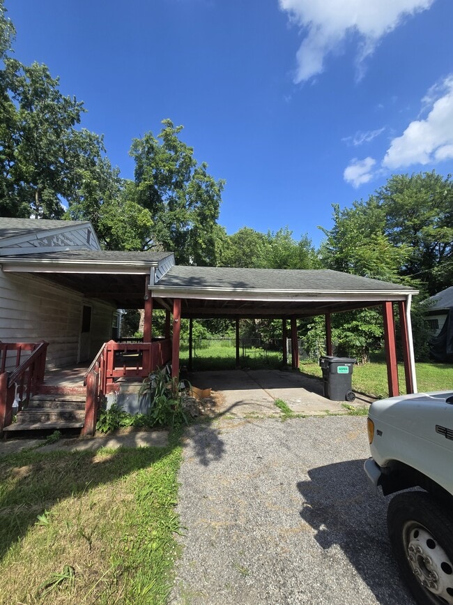 Building Photo - 1312 N 51st St