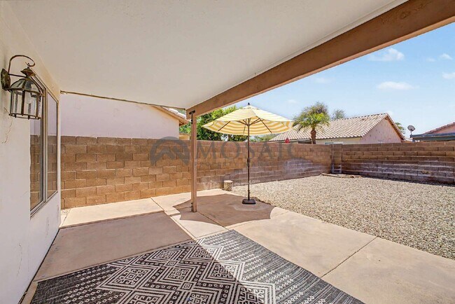 Building Photo - 1271 W Gail Dr