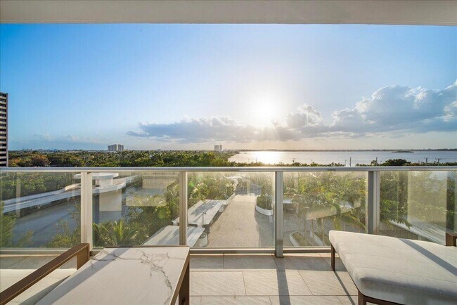 Building Photo - 5000 N Ocean Dr
