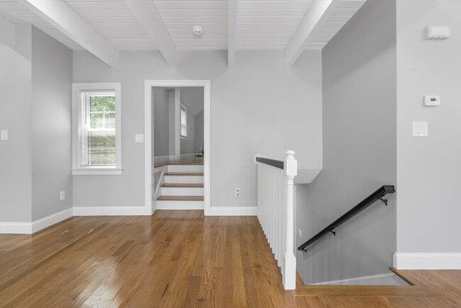 Building Photo - 130 Rocklawn Ave