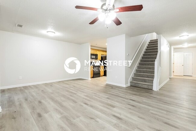 Building Photo - 3 Bedroom Pet-Friendly Home in Union City, GA with Main Street Renewal