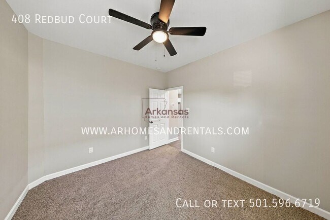 Building Photo - 408 Redbud Ct