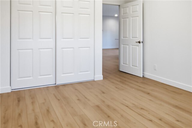 Building Photo - 215 E 2nd St