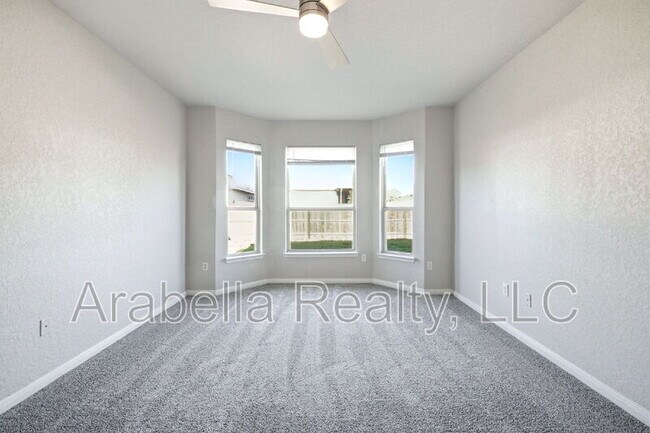 Building Photo - 5950 Larkspur Valley