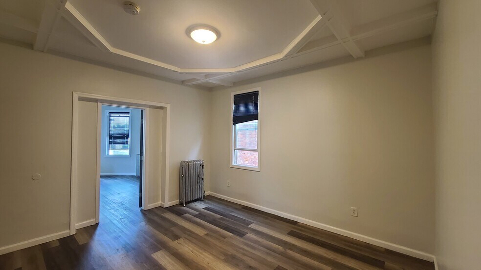Building Photo - 89 Wegman Pky