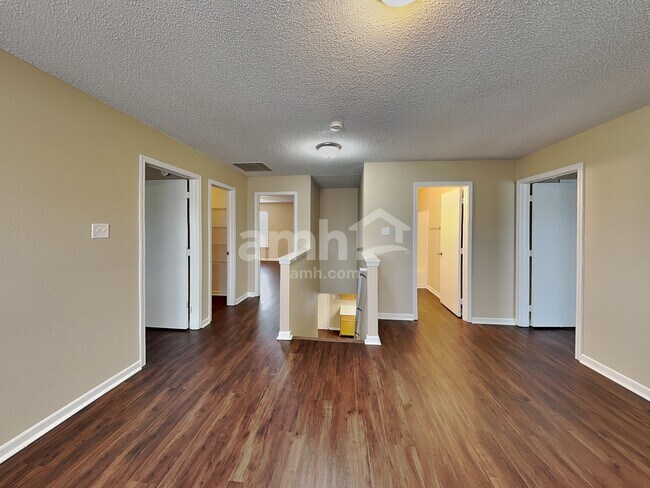 Building Photo - 356 Sunbeam Ln