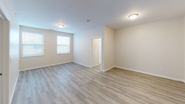 Building Photo - 2838 Fairfield Ave