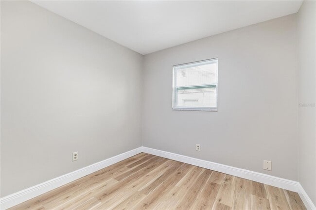 Building Photo - 7314 Sequoia Dr