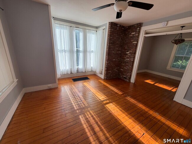 Building Photo - 31 Woodruff Ave