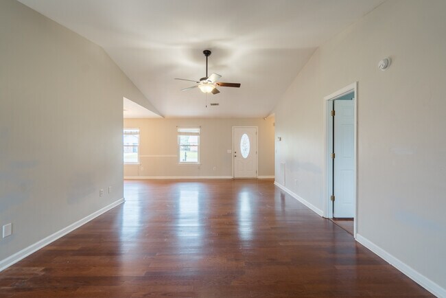 Building Photo - 1442 Harrier Hollow